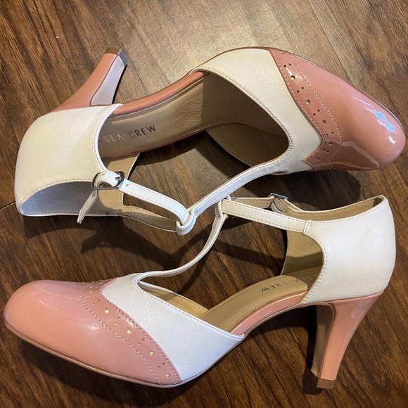 Chelsea Crew Gatsby Pumps heel - Picture 2 of 6